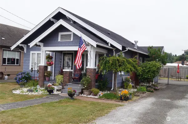 708 Spruce Street Dr, Hoquiam, WA 98550