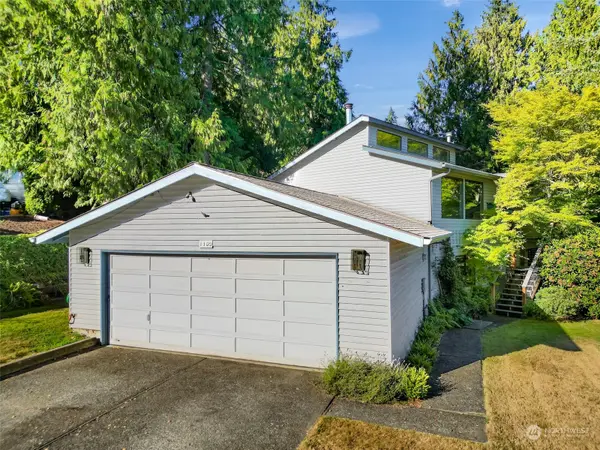 1109 Pawnee LN, Mount Vernon, WA 98273