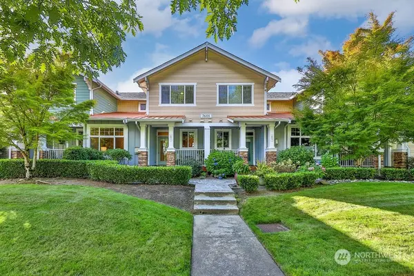 7601 Fairway AVE SE #803, Snoqualmie, WA 98065