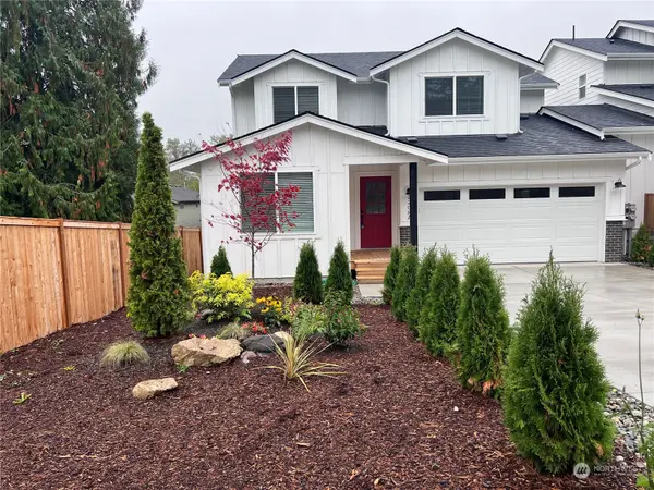 2208 108th AVE SE #A, Lake Stevens, WA 98258