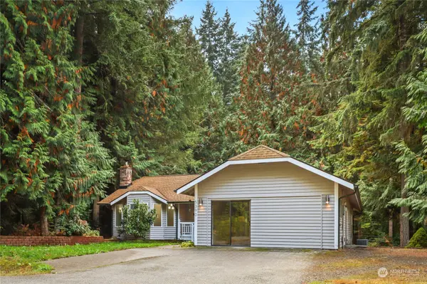 5390 SE Ravenridge CT, Port Orchard, WA 98367