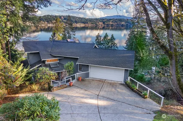 1818 West Lake Sammamish Pkwy NE, Bellevue, WA 98008
