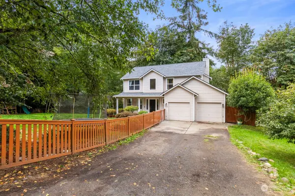 6971 Clover Blossom LN NE, Bremerton, WA 98311