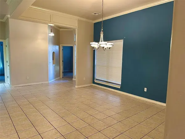 13801 Robinson CT, Oklahoma City, OK 73170