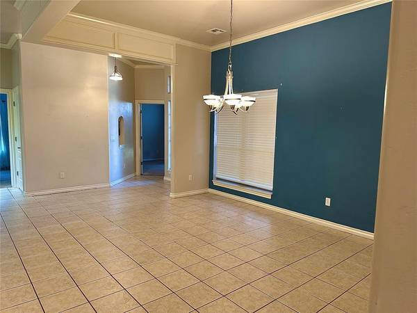 13801 Robinson CT, Oklahoma City, OK 73170