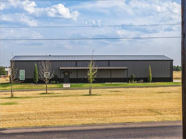241 NW Moffat RD, Piedmont, OK 73078
