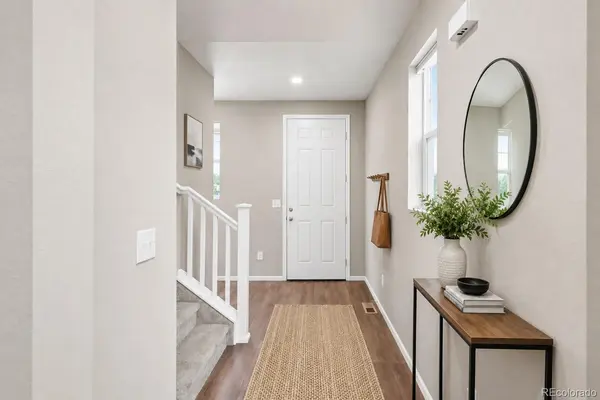 10869 E 25th DR, Aurora, CO 80010