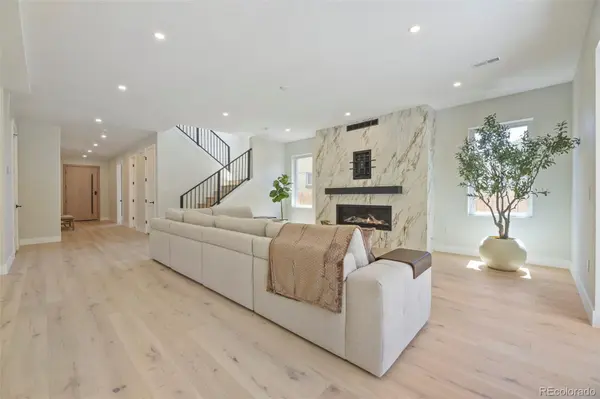 2225 S Dexter ST, Denver, CO 80222