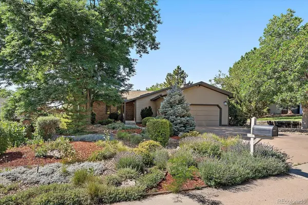 8756 W Iliff AVE, Lakewood, CO 80227