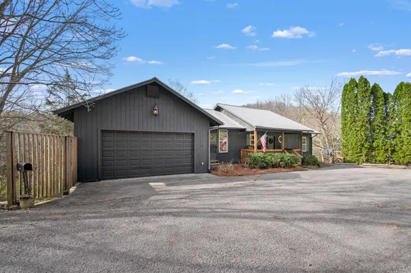 929 Old Casey Cove Rd, Smithville, TN 37166
