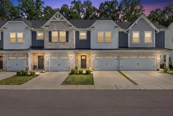 5613 Dockside Dr, Murfreesboro, TN 37128