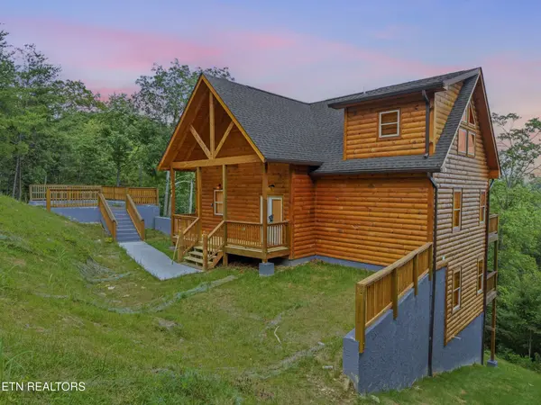 4298 Harmony Hill Lane, Sevierville, TN 37862