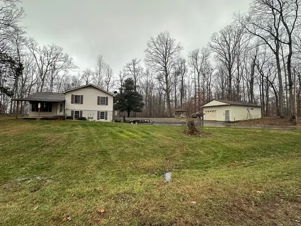 132 Petalbrook Ln, Livingston, TN 38570