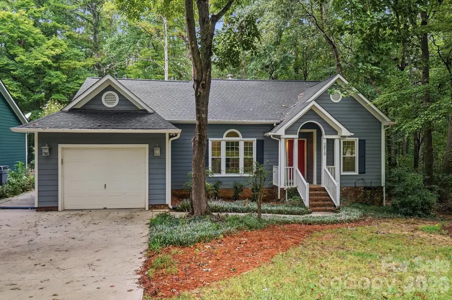2819 Cedar Chase DR, Matthews, NC 28105