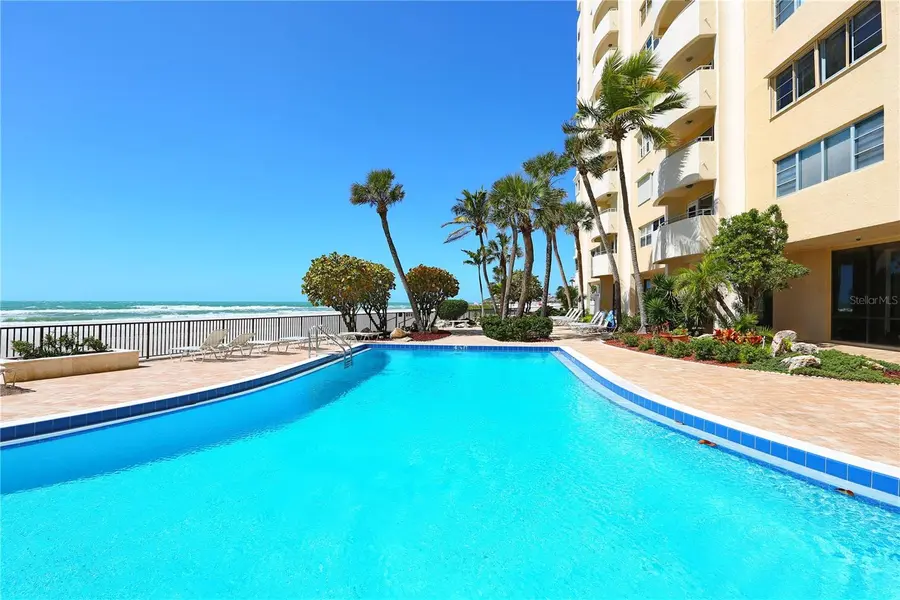 1700 BENJAMIN FRANKLIN DR #9E, Sarasota, FL 34236