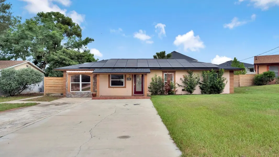 1426 ELLEN LN, Apopka, FL 32712