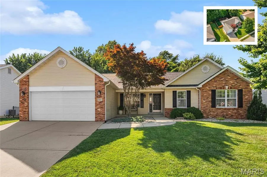 961 Sturbridge TRL, O'fallon, IL 62269