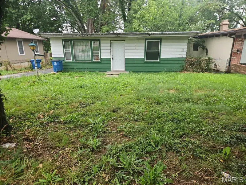 7497 Rowles AVE, St Louis, MO 63135