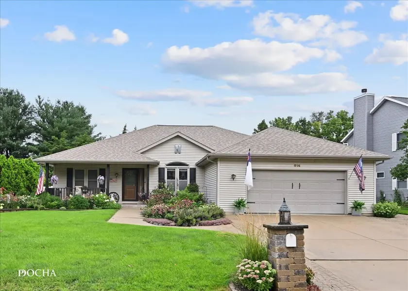 614 Magnolia LN, Ottawa, IL 61350