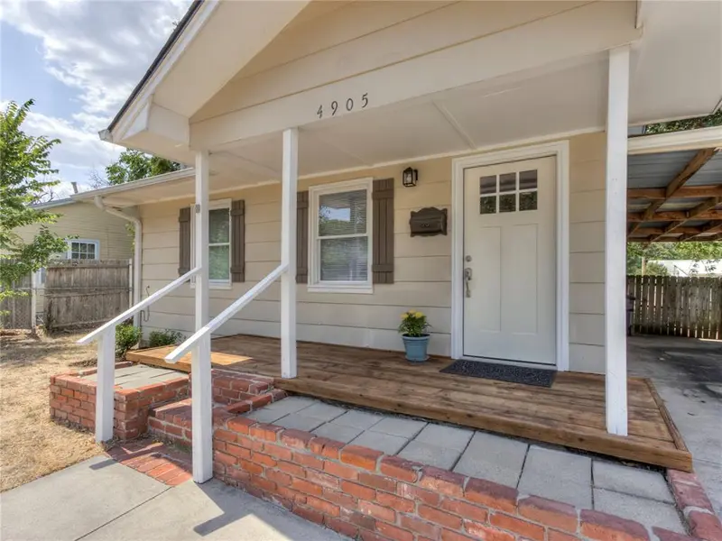 4905 N Willow AVE, Bethany, OK 73008