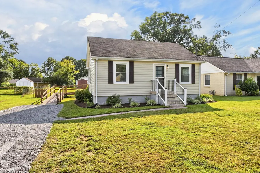 108 Hamblen Ave, Old Hickory, TN 37138