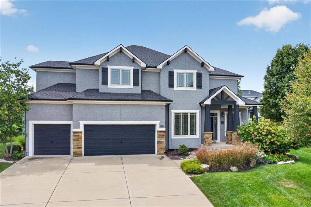 16805 Bluejacket ST, Overland Park, KS 66221