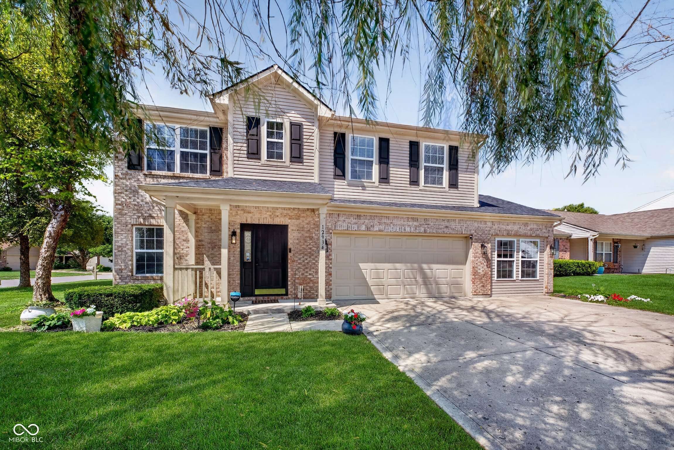 12934 Quarterback LN, Fishers, IN 46037