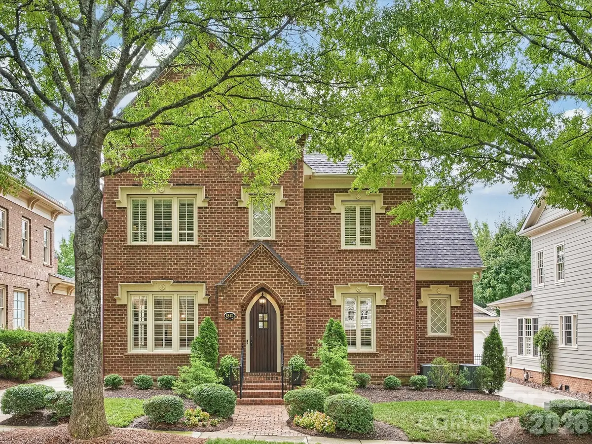 8843 Heydon Hall CIR, Charlotte, NC 28210