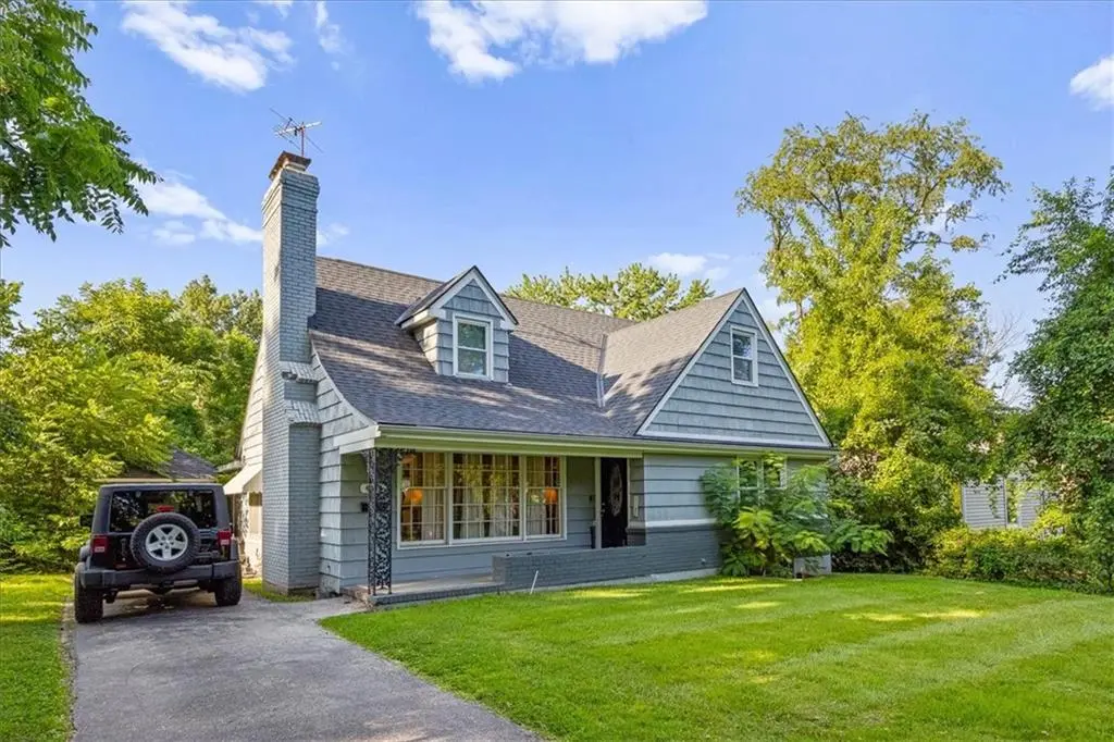 4214 E 68th ST, Kansas City, MO 64132