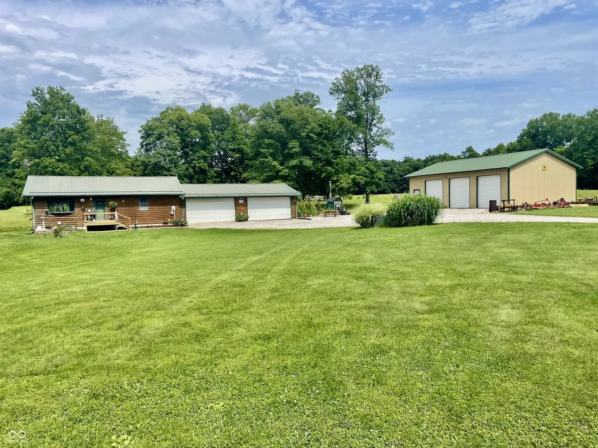 2301 Combes RD, Quincy, IN 47456