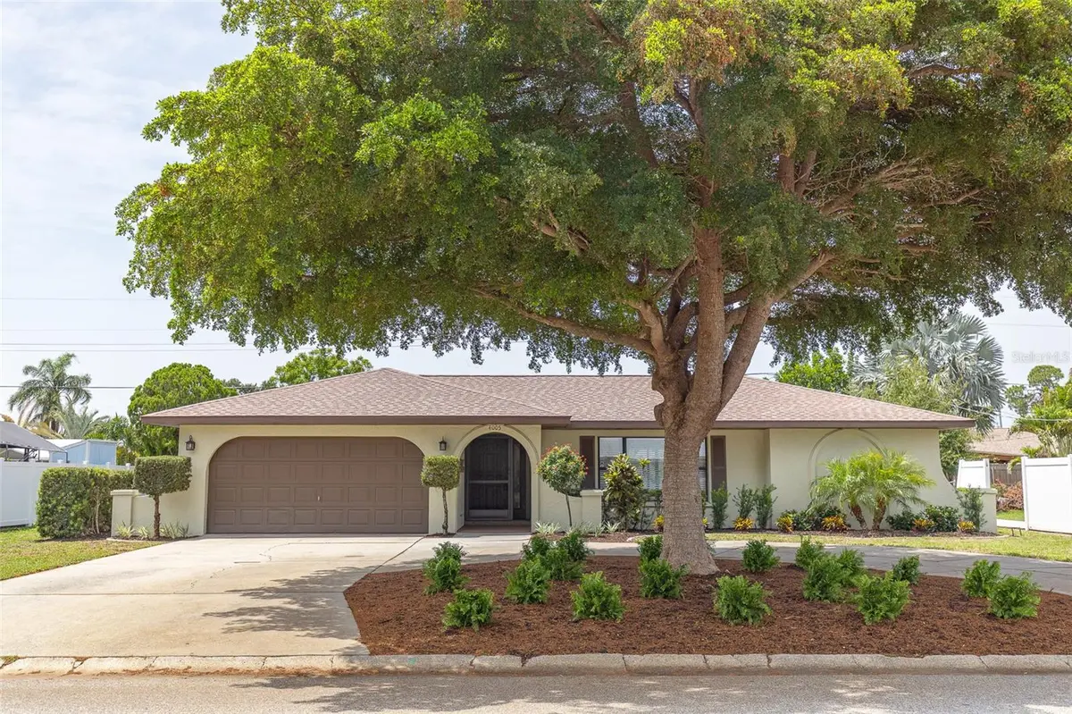 4005 17TH AVE W, Bradenton, FL 34205