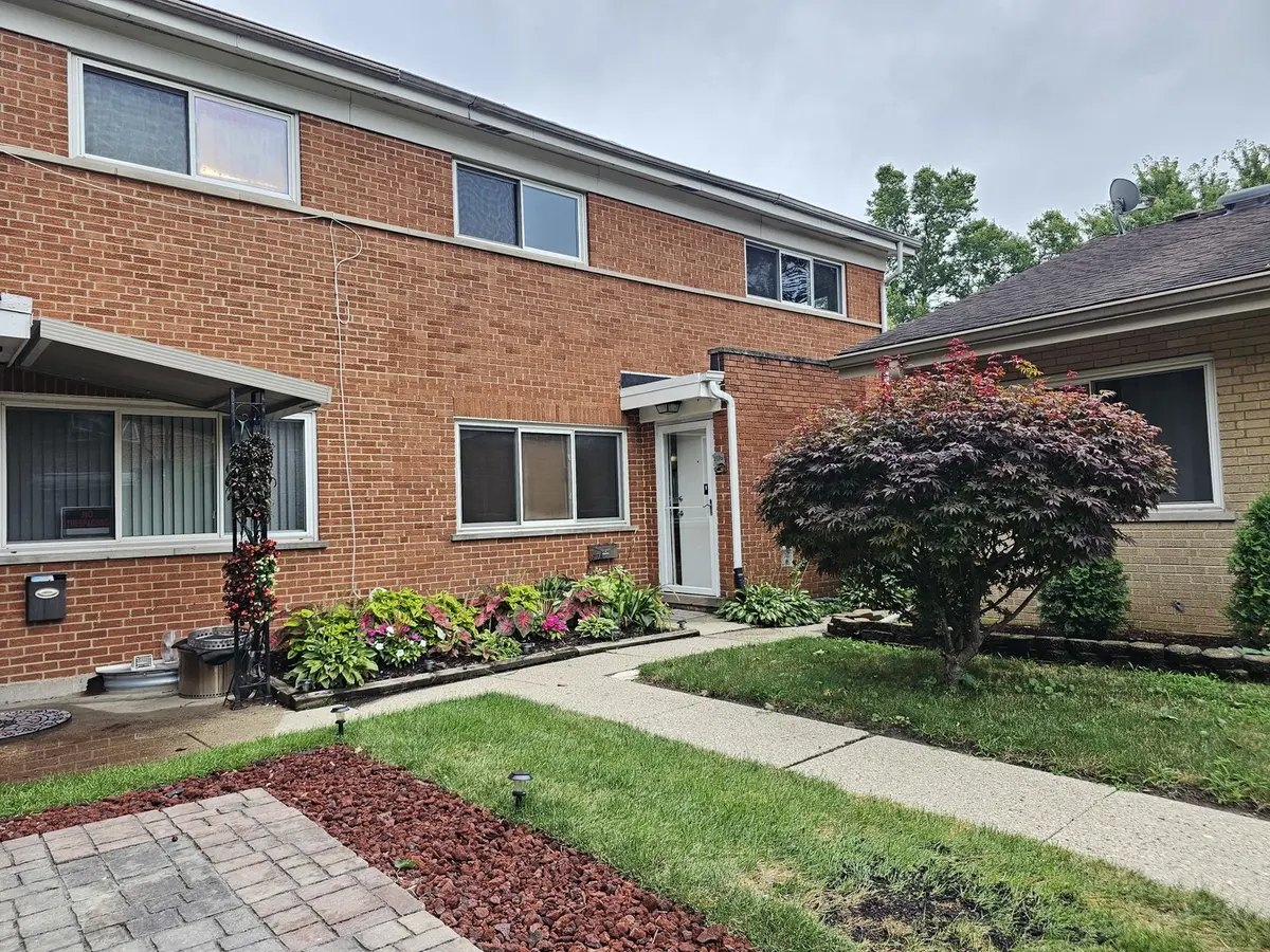 217 Dodge AVE #A, Evanston, IL 60202