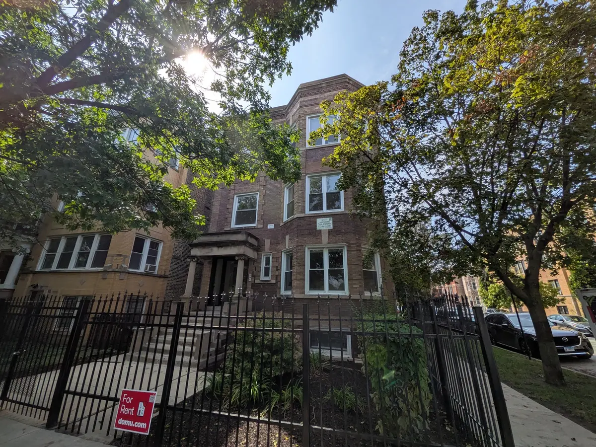 1524 N Kedzie AVE #2, Chicago, IL 60651