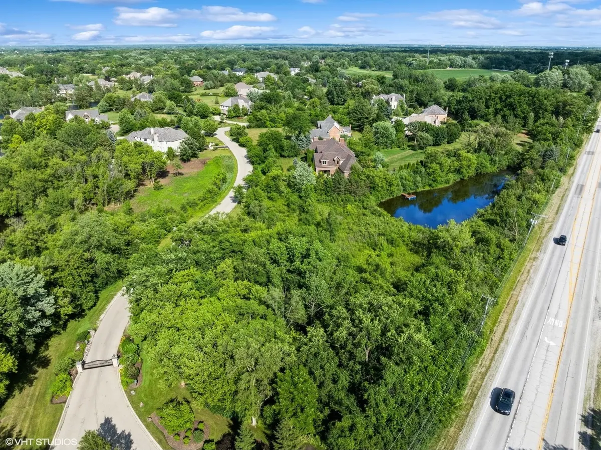 4595 Patricia DR, Long Grove, IL 60047