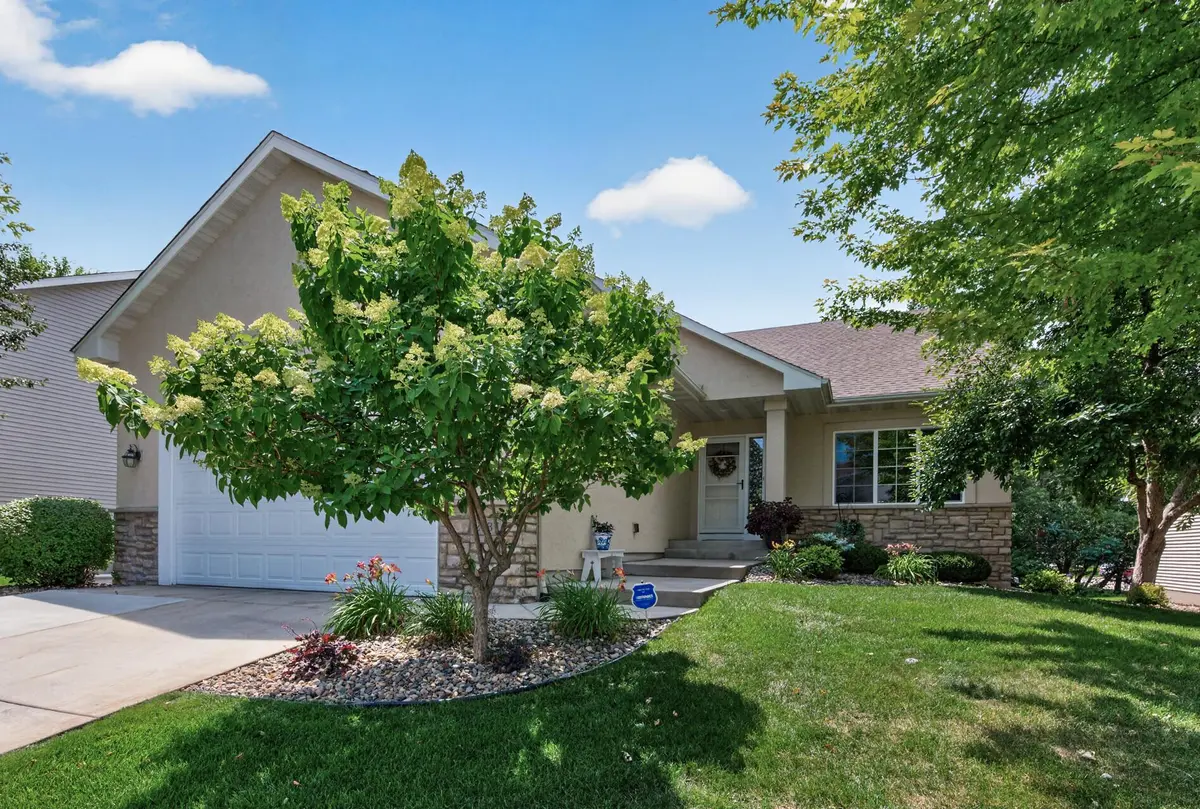2637 Wilds LN NW, Prior Lake, MN 55372