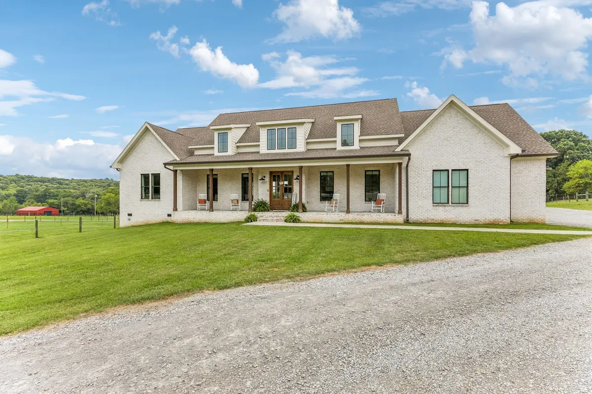 5247 Flat Creek Rd, Spring Hill, TN 37174