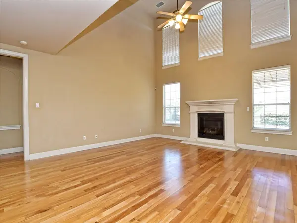 303 Hensley DR, Austin, TX 78738