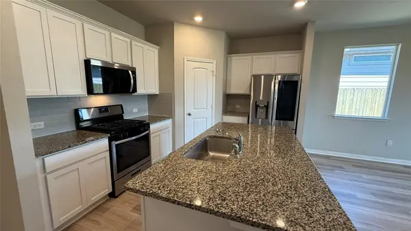 197 Arrowhead Vine ST, Leander, TX 78641