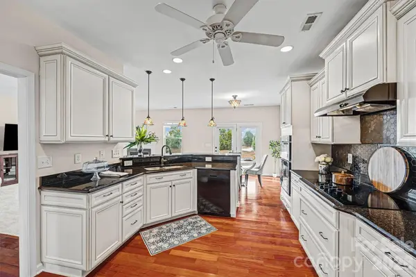 3043 Burgess DR, Lancaster, SC 29720