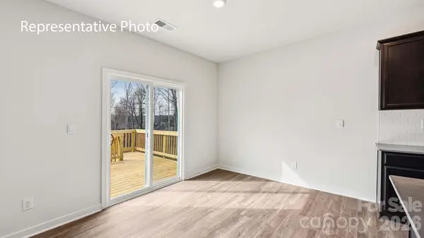 5616 Pamplona WAY, Charlotte, NC 28214