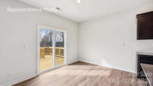 5616 Pamplona WAY, Charlotte, NC 28214