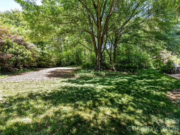 1531 Hansom LN NW, Concord, NC 28027