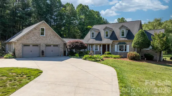 401 Redwood CT, Lenoir, NC 28645