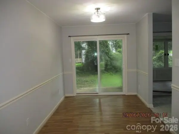 8631 Carmel RD, Charlotte, NC 28226