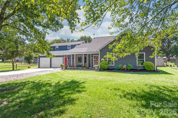 2241 Indian Cross TRL, Matthews, NC 28104