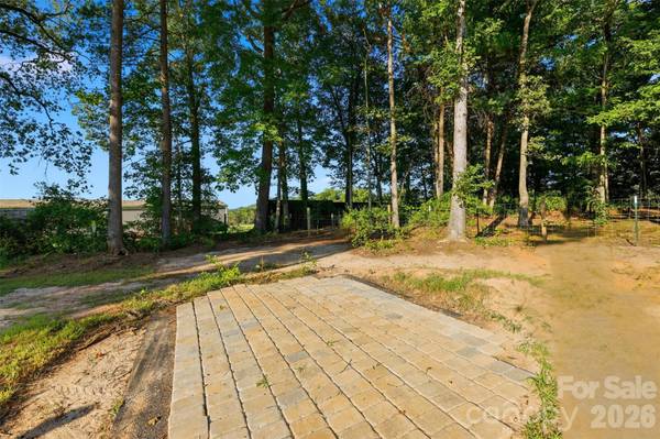 947 Jay Burke RD, Taylorsville, NC 28681