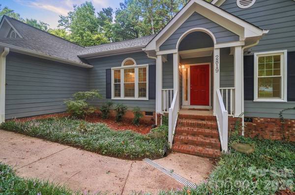 2819 Cedar Chase DR, Matthews, NC 28105