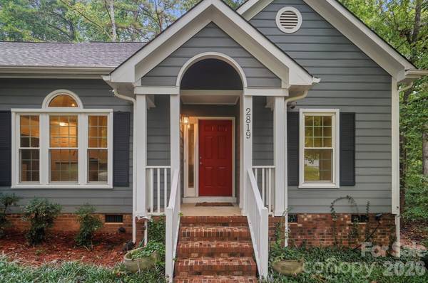 2819 Cedar Chase DR, Matthews, NC 28105