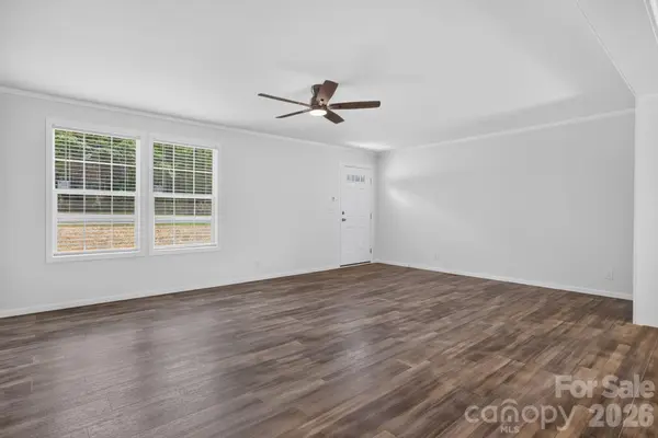 445 Kindley RD, Thomasville, NC 27360