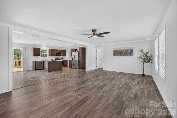 445 Kindley RD, Thomasville, NC 27360